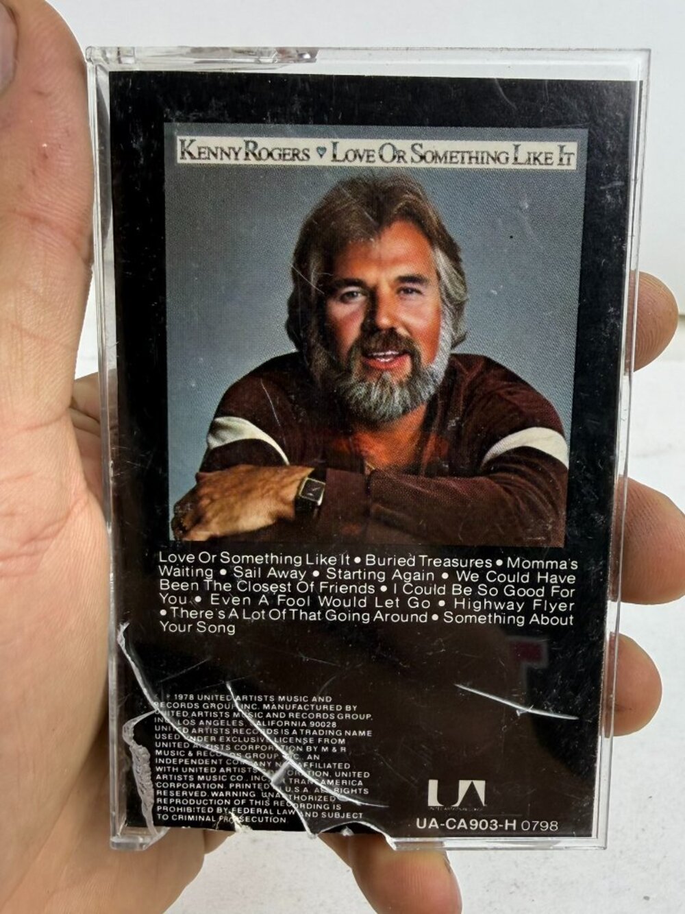 Cassette - Georgia Satellites & Kenny Rogers crack